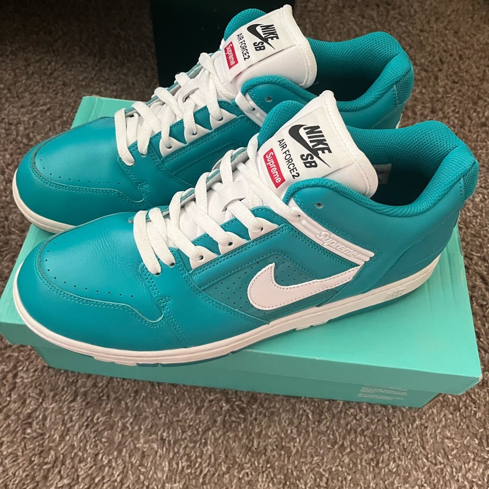 New emerald, white nike AF2 Supreme